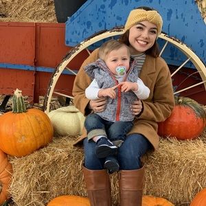 Meet your Posher, Alyssa